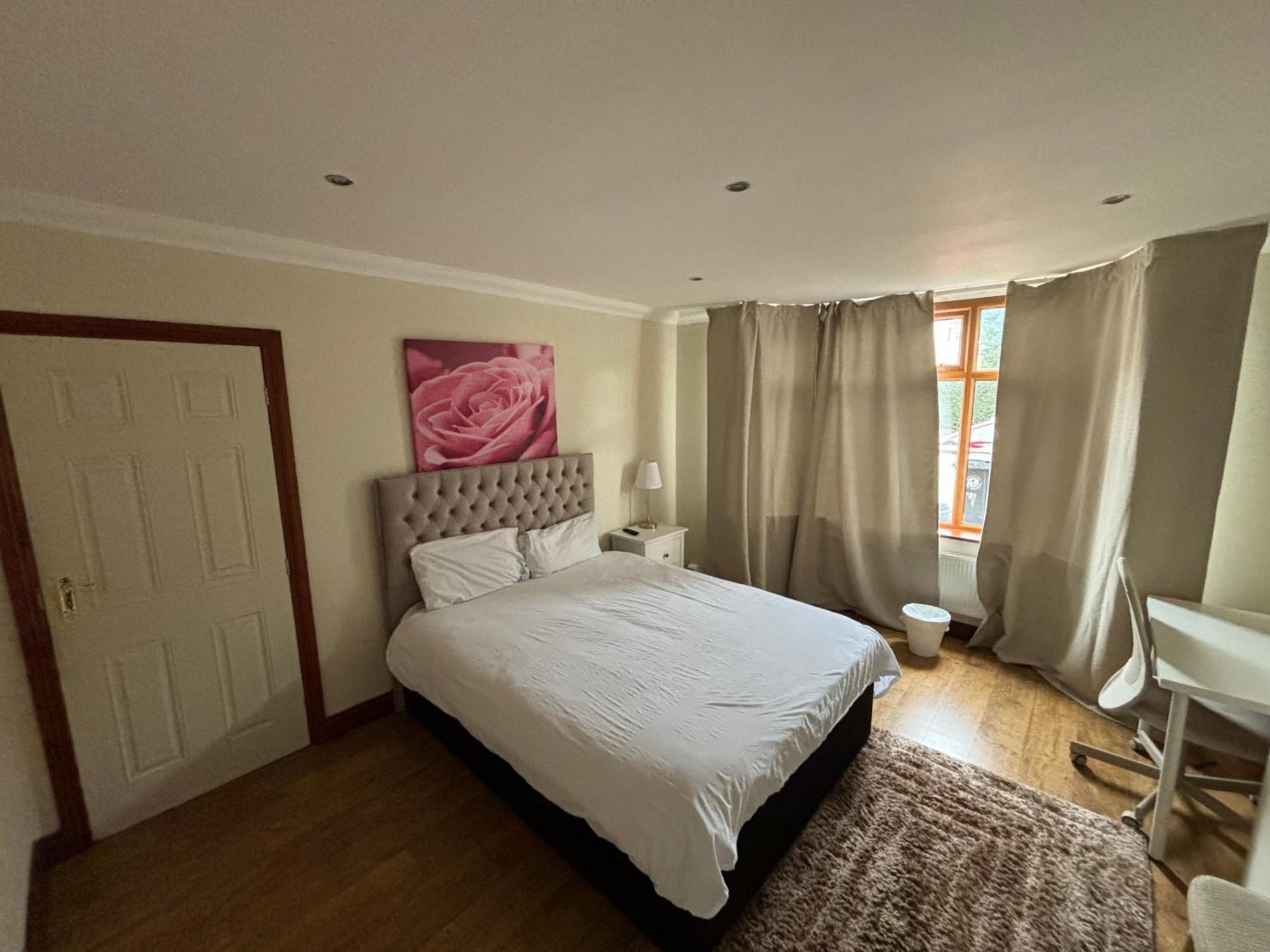 Shared House On Southmead Otel Bristol Dış mekan fotoğraf
